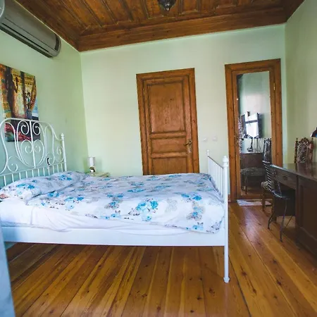 Cosy Greek House