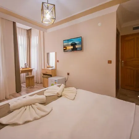 Orkide Hotel *