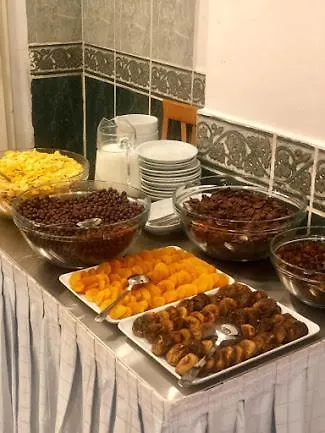 Hotel Bueyuek Levent