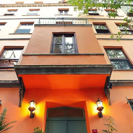 Hotel House Mola Galata