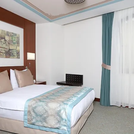 Hurry Merter Hotel