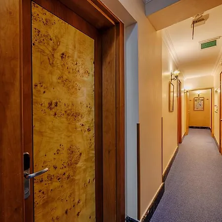 Santa Ottoman Hotel 3*
