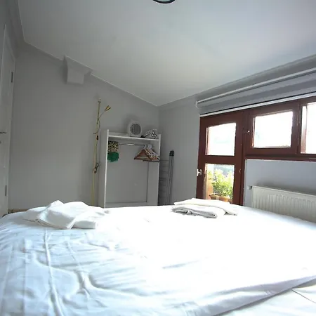 Aras Apartment *