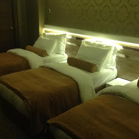 Golden Rain Old Hotell 4*