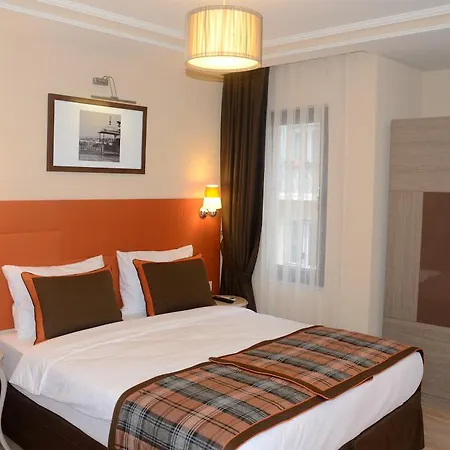 Apartment Collage Cihangir 55 *