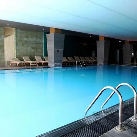 Mister & 4* Provincia di Istanbul