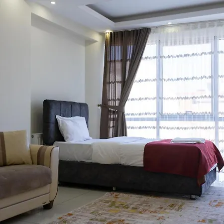 Apartment Cnr Airport *