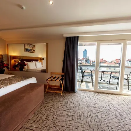Otel Boursier 2 & 4*