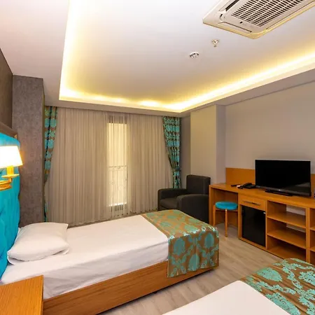 Grand Palace Отель 3*
