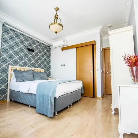 Pera Life Hotel