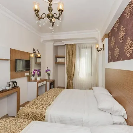 Raimond Hotel 3*