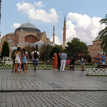 Medellin Aparthotel Istanbul