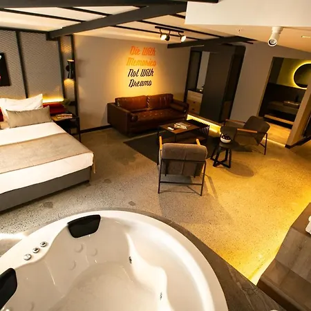 Cityloft 64 Aparthotel 4*