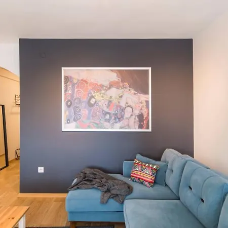 Centrally Located Huge In Cihangir * Istambul