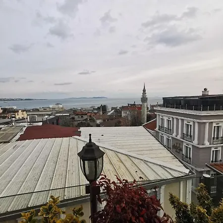 Hotel Agora Boutique & Bistro 3*