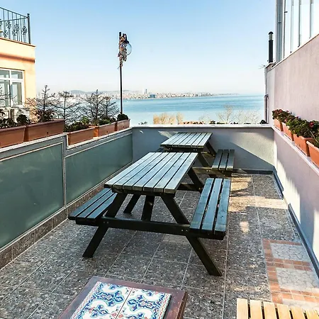 Cheers Vintage Hostel Istanbul