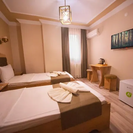 Orkide Hotel *