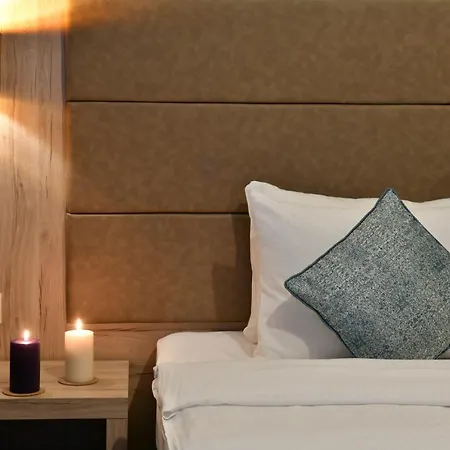 Andi Hotel
