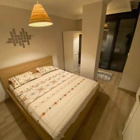 Riviera Bed & Breakfast