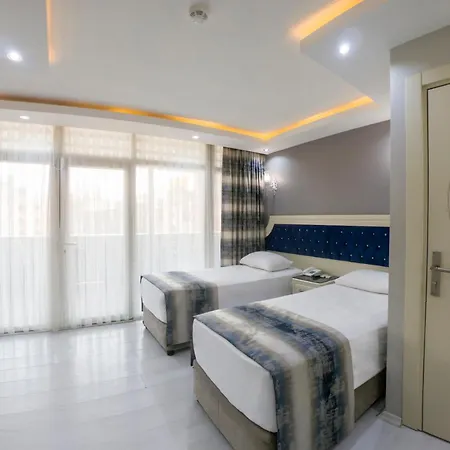 Hurriyet 2* İstanbul