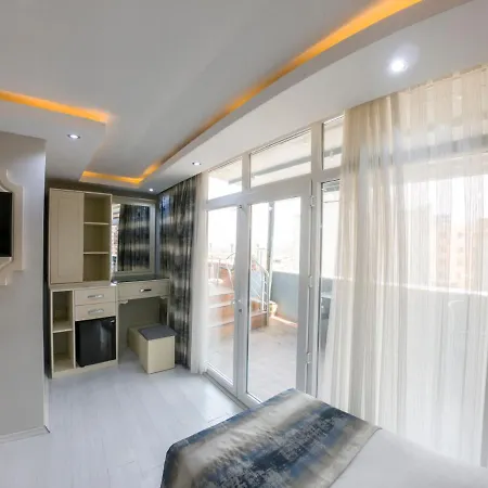 Hurriyet 2* İstanbul