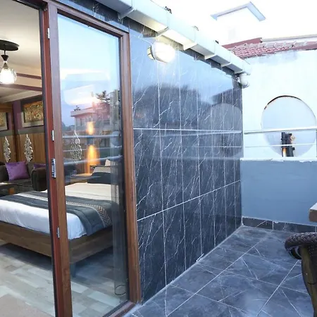 Lägenhetshotell La Serena & 2*