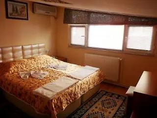 Hotel Holiday Time Istanbul
