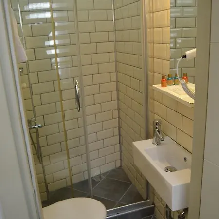 Benan Guest house *