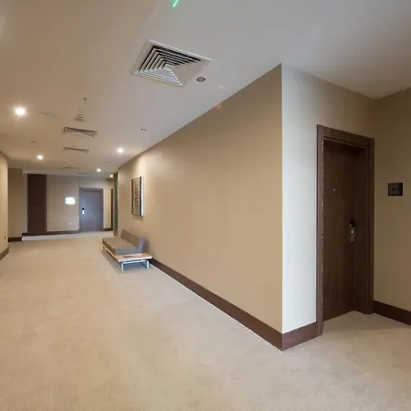 Hotel Liv City
