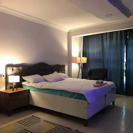 Apartment Oezdiyar