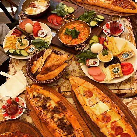 Turgut Hotel 2*