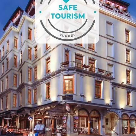 Western Empire Palace & Hotel 4*