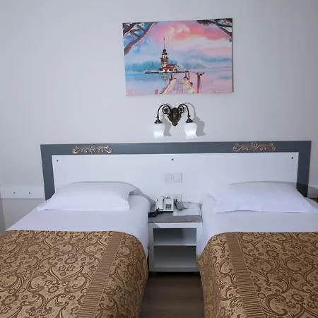 Hali Hotell