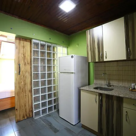 Hostel Yolohostel