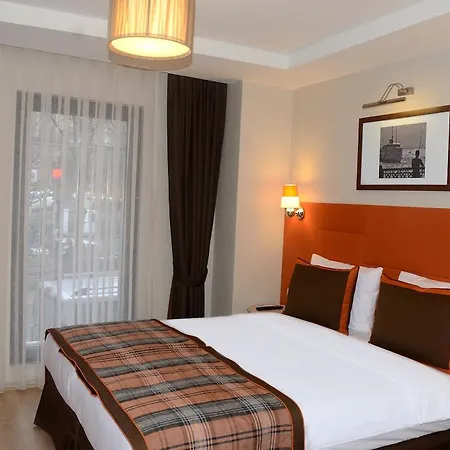 Collage Cihangir 55 * Istanbul