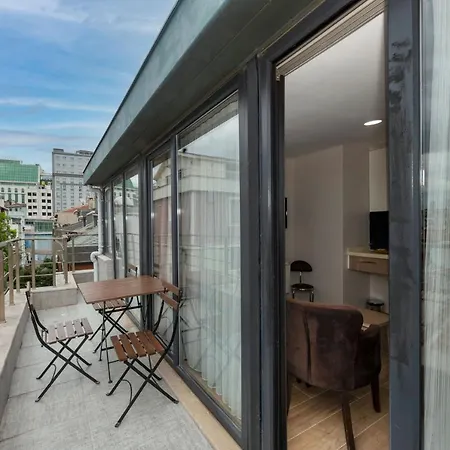 Taksim Peri Hotel 2*