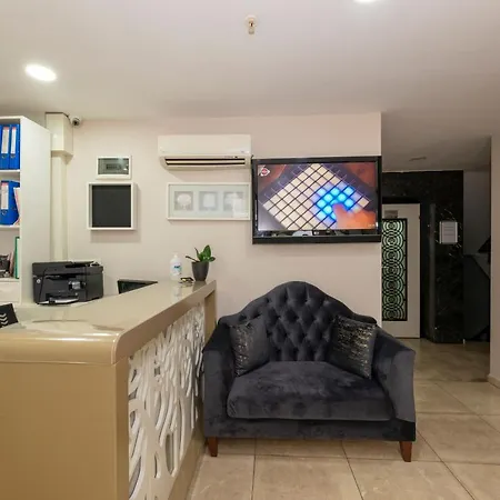 Hotel Taksim Peri