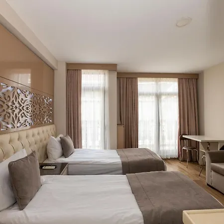 Hotel Taksim Peri