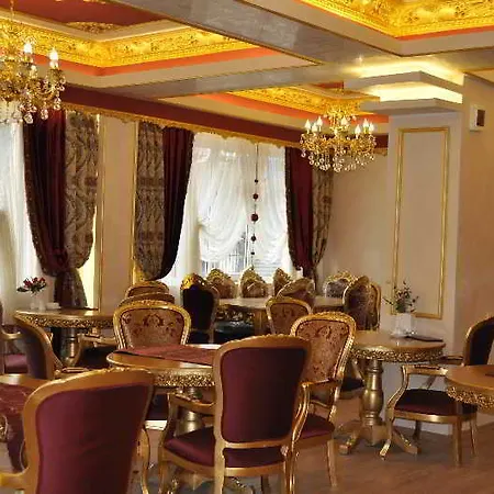 Aquarium Hotel 3*
