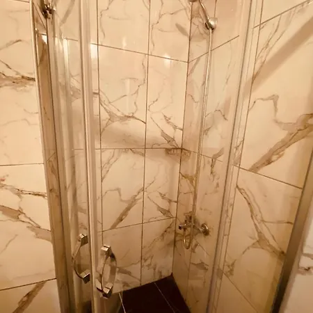 Siesta Premium فندق 2*