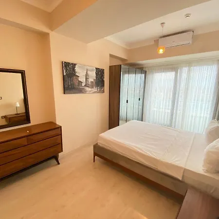 Apartment Venezia Mega *