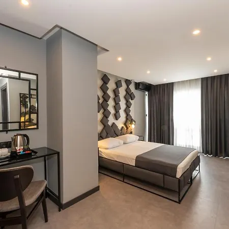 White Palace Отель 3*