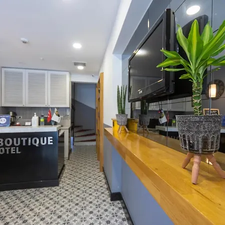 Box Otel