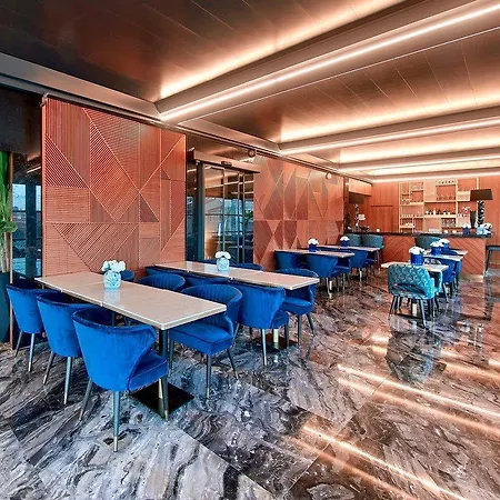 Lady Diana Hotel 4*