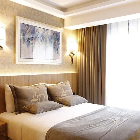 Lady Diana Hotel