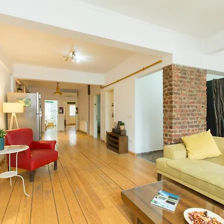 Great 5 Min Taksim Square Apartment *
