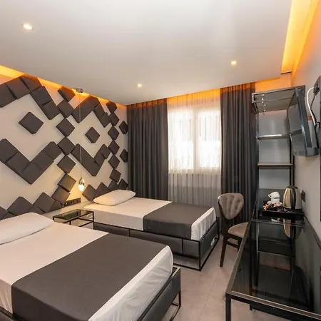 Отель White Palace 3*