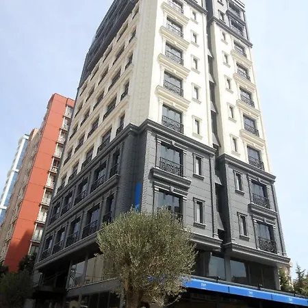 Tryp By Wyndham Atasehir Hotel 3*