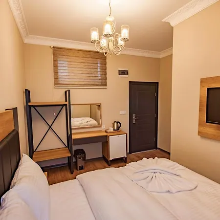 Grand Balyan & Restaurant Hotel 3*
