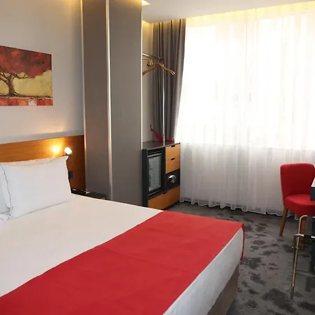 Sapko Airport Hotel 3*